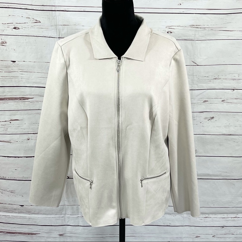 Chico’s Full Zip Blazer Jacket Microfiber Beige Size 2 US 12-14 L .